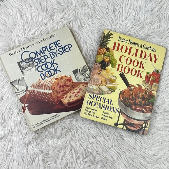 (2) vintage BETTER HOMES AND GARDENS hardcover cook books. 1959, 1978 - Picture 1 of 16